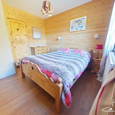 Chalet Les Trois Vallees Villa ลาแบรส ภายนอก รูปภาพ