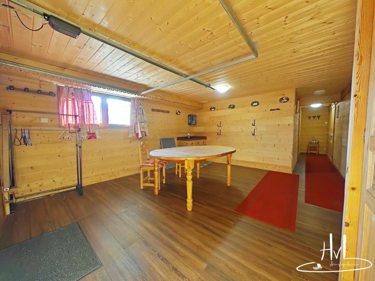 Chalet Les Trois Vallees Villa ลาแบรส ภายนอก รูปภาพ