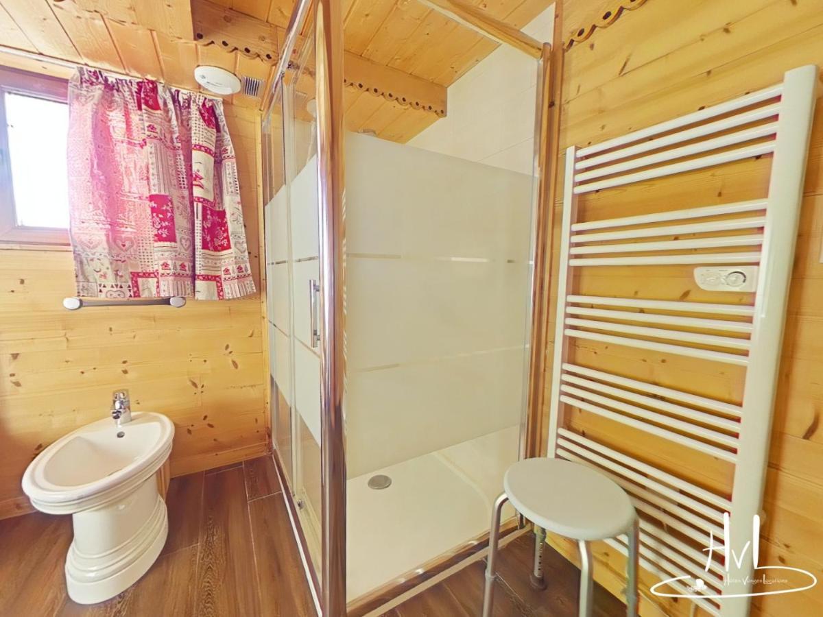 Chalet Les Trois Vallees Villa ลาแบรส ภายนอก รูปภาพ